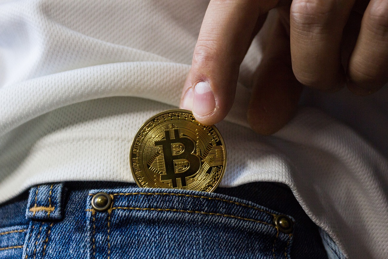 金卡戴珊最新街拍,時尚潮流的新標桿典范
