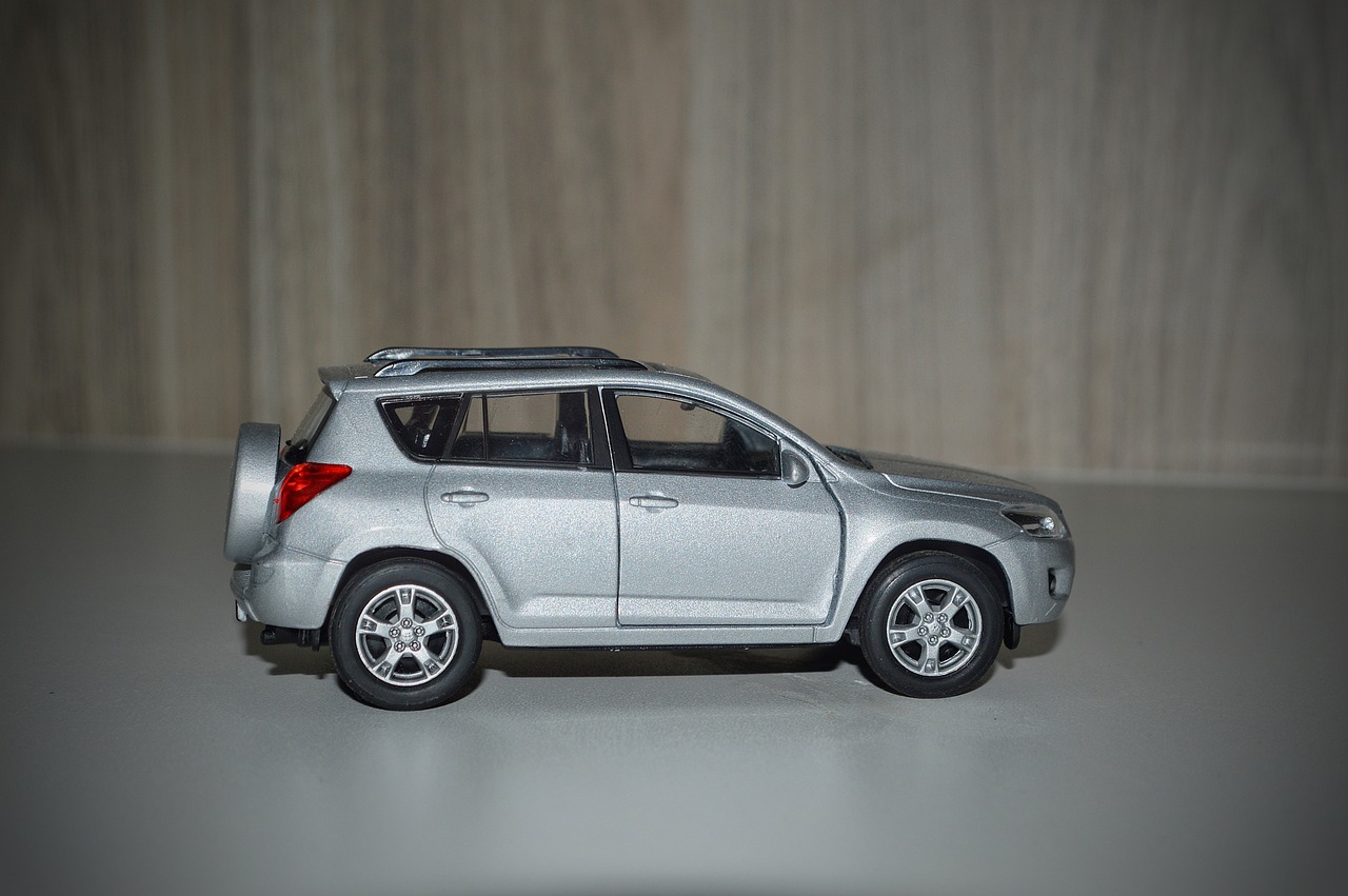 豐田RAV4全新?lián)Q代車型即將震撼登場,最新消息匯總